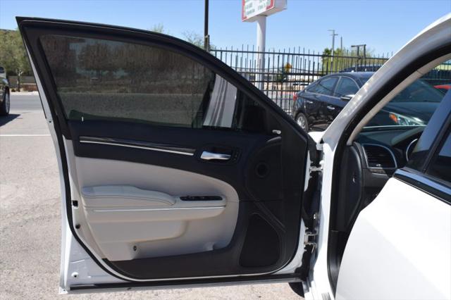 2018 Chrysler 300 Limited