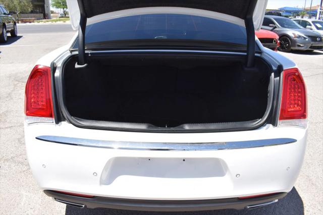 2018 Chrysler 300 Limited