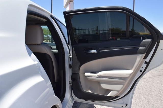 2018 Chrysler 300 Limited