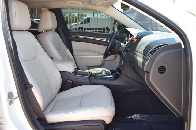 2018 Chrysler 300 Limited