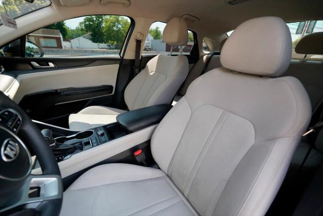 2021 Kia K5 LXS