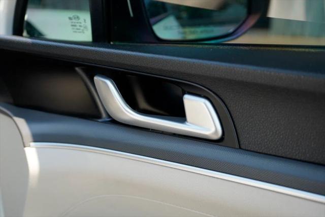 2021 Kia K5 LXS
