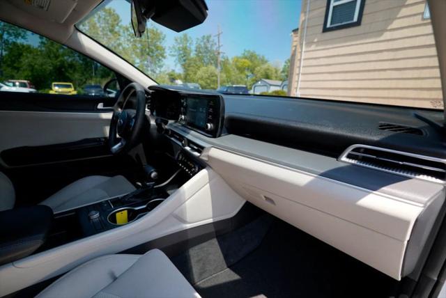 2021 Kia K5 LXS