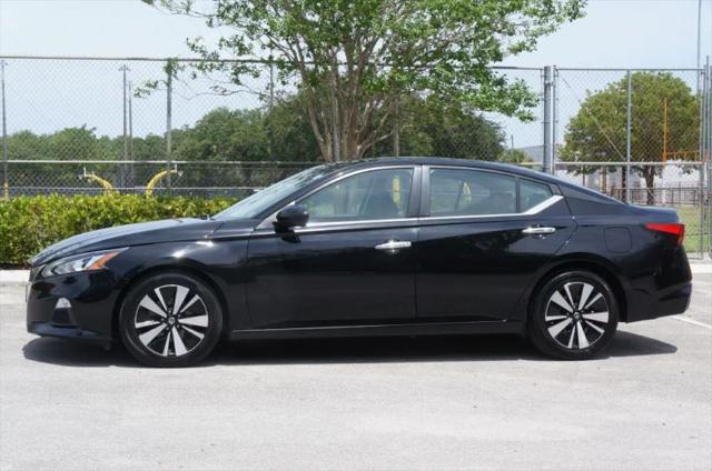 2022 Nissan Altima SV FWD