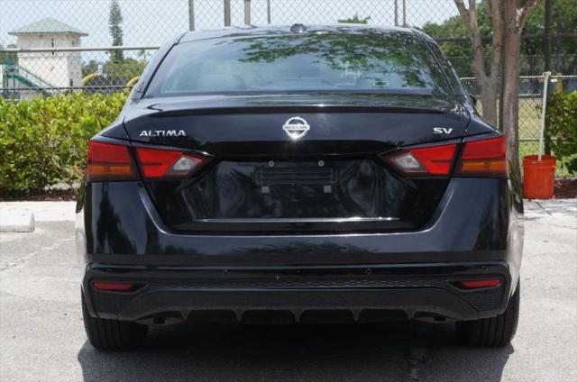 2022 Nissan Altima SV FWD