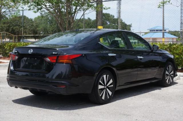 2022 Nissan Altima SV FWD
