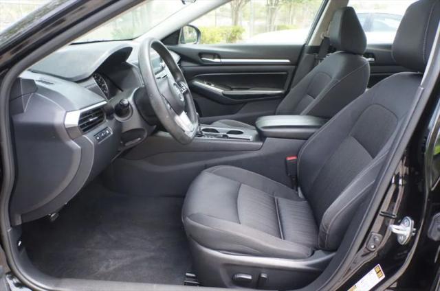 2022 Nissan Altima SV FWD