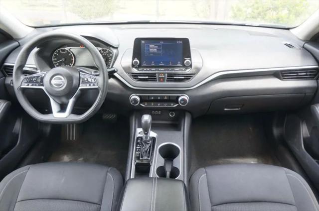 2022 Nissan Altima SV FWD