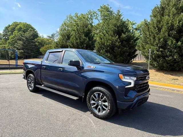 2022 Chevrolet Silverado 1500 4WD Crew Cab Short Bed RST