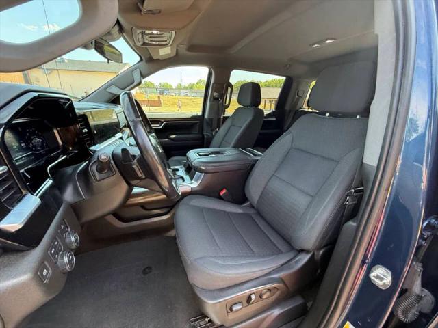2022 Chevrolet Silverado 1500 4WD Crew Cab Short Bed RST