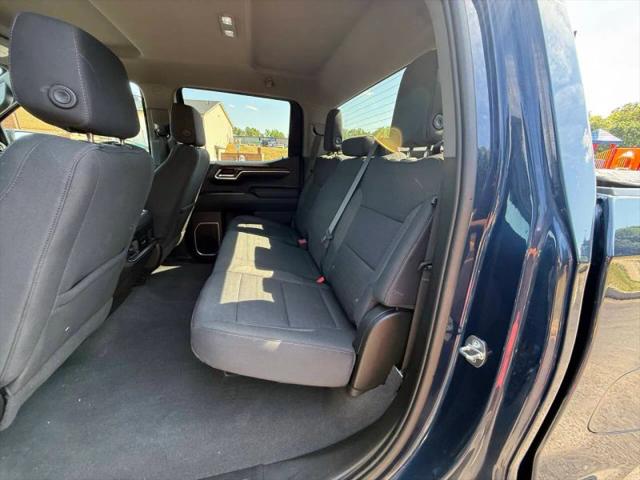 2022 Chevrolet Silverado 1500 4WD Crew Cab Short Bed RST