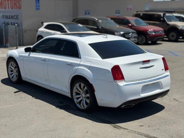 2019 Chrysler 300 Limited