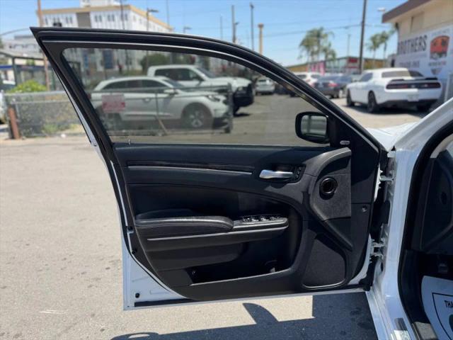 2019 Chrysler 300 Limited
