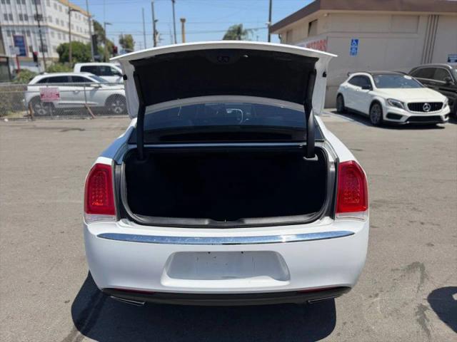 2019 Chrysler 300 Limited