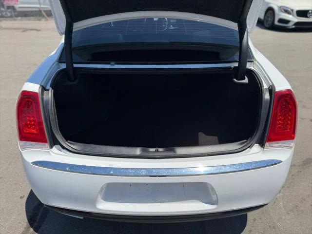 2019 Chrysler 300 Limited