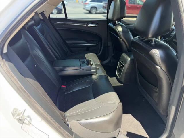 2019 Chrysler 300 Limited