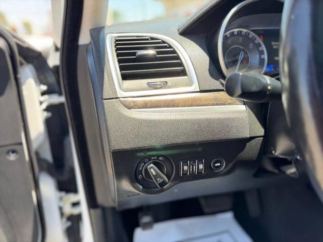 2019 Chrysler 300 Limited