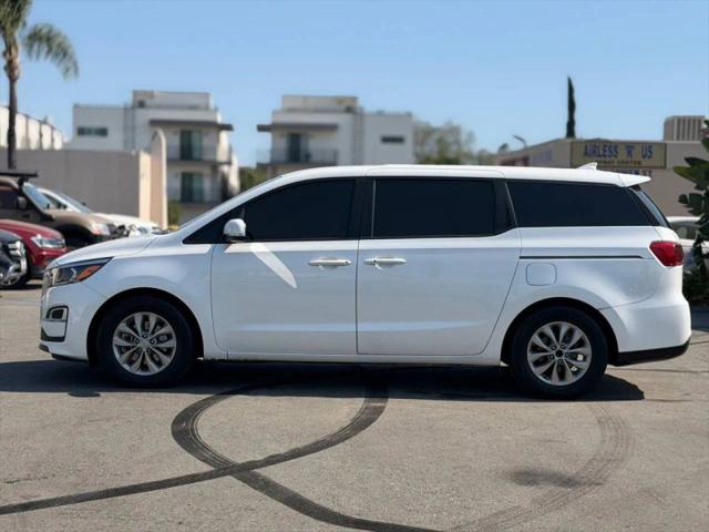 2020 Kia Sedona LX