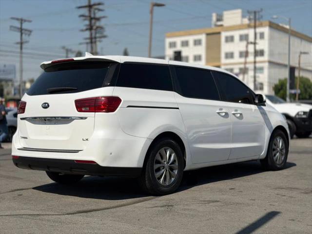 2020 Kia Sedona LX