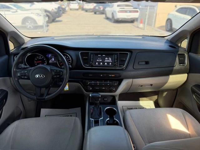 2020 Kia Sedona LX