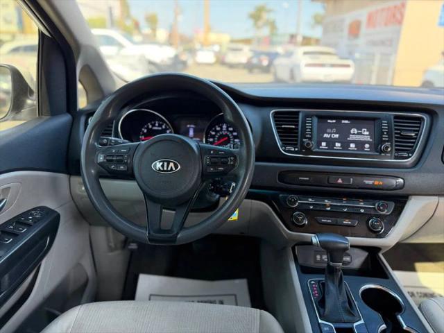 2020 Kia Sedona LX