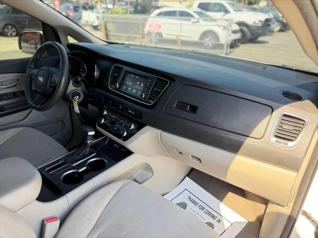 2020 Kia Sedona LX