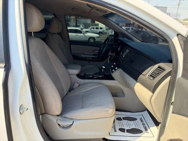 2020 Kia Sedona LX