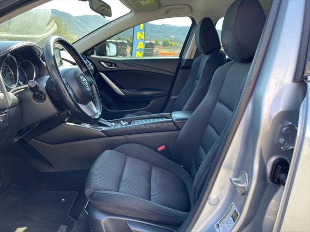 2016 Mazda Mazda6 i Sport