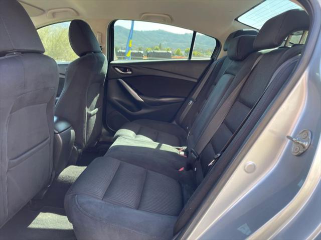 2016 Mazda Mazda6 i Sport