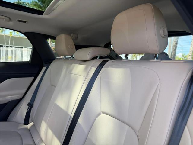 2017 Jaguar F-PACE 35t Premium