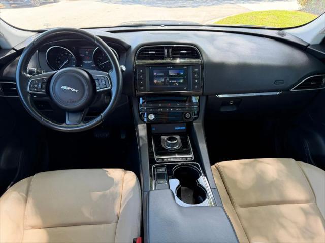 2017 Jaguar F-PACE 35t Premium