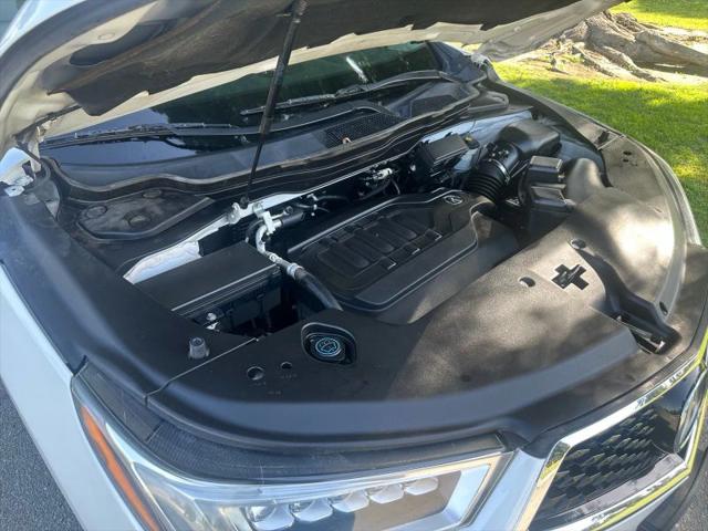 2018 Acura MDX w/Technology Package & AcuraWatch Plus Pkg