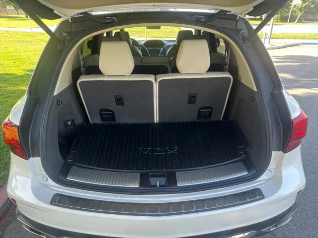 2018 Acura MDX w/Technology Package & AcuraWatch Plus Pkg