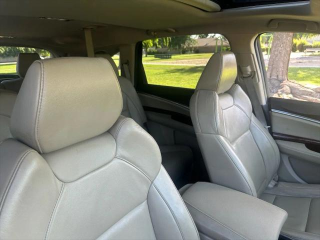 2018 Acura MDX w/Technology Package & AcuraWatch Plus Pkg