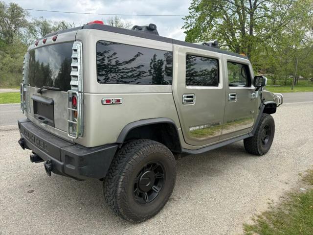 2004 HUMMER H2 Base