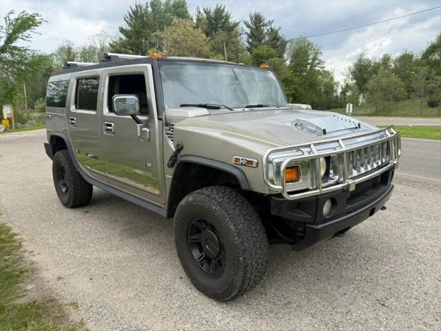 2004 HUMMER H2 Base