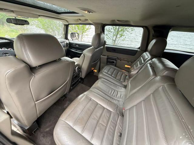 2004 HUMMER H2 Base