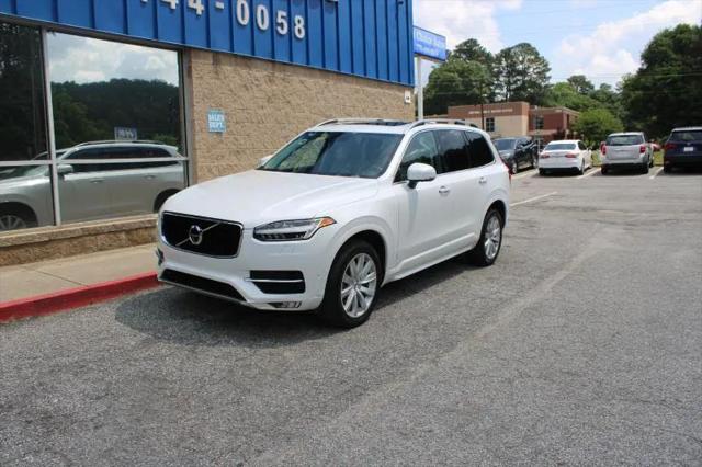 2016 Volvo XC90 T6 Momentum