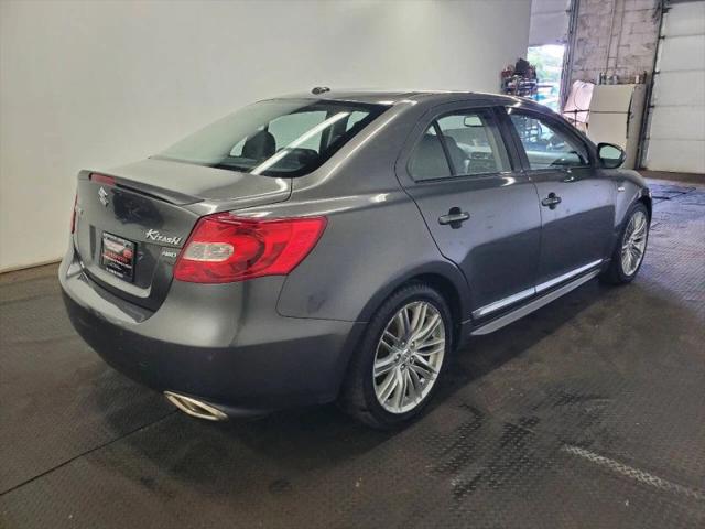 2012 Suzuki Kizashi Sport SLS