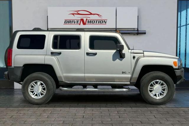 2007 HUMMER H3 Base