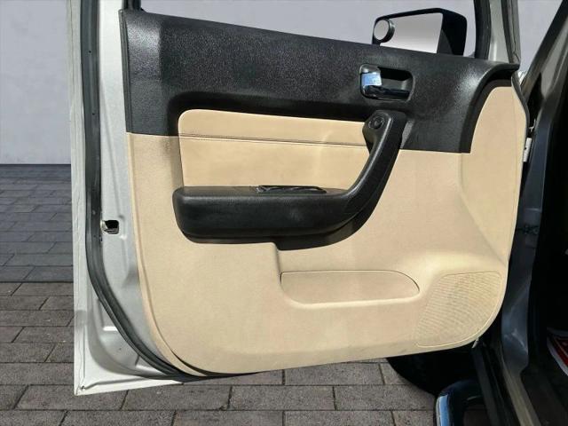 2007 HUMMER H3 Base