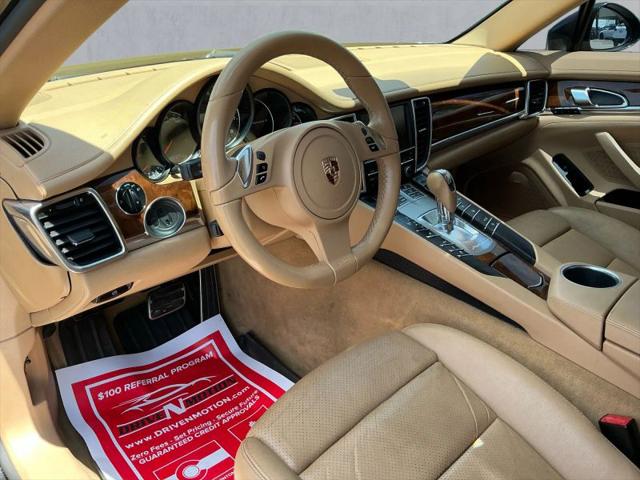2012 Porsche Panamera 4