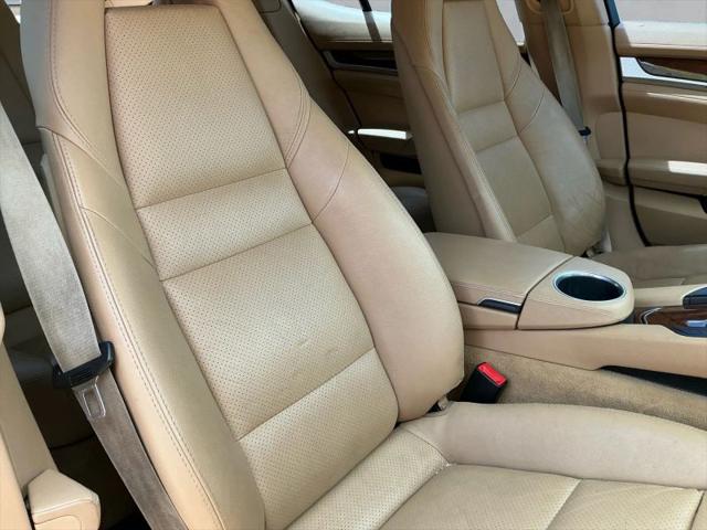 2012 Porsche Panamera 4