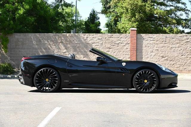 2010 Ferrari California Base