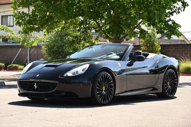 2010 Ferrari California Base