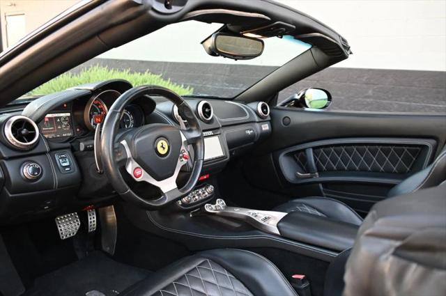 2010 Ferrari California Base