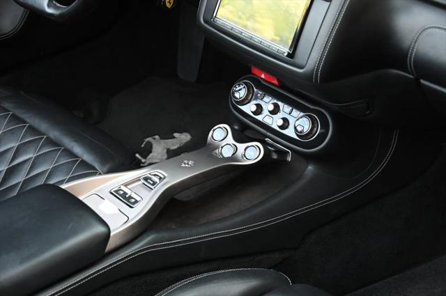 2010 Ferrari California Base