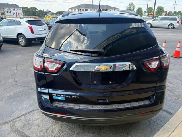 2017 Chevrolet Traverse LS