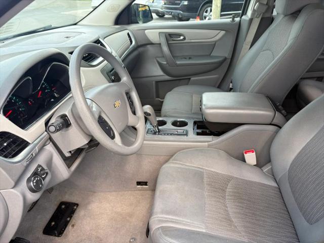 2017 Chevrolet Traverse LS
