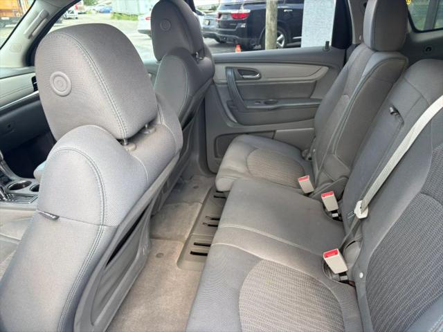 2017 Chevrolet Traverse LS